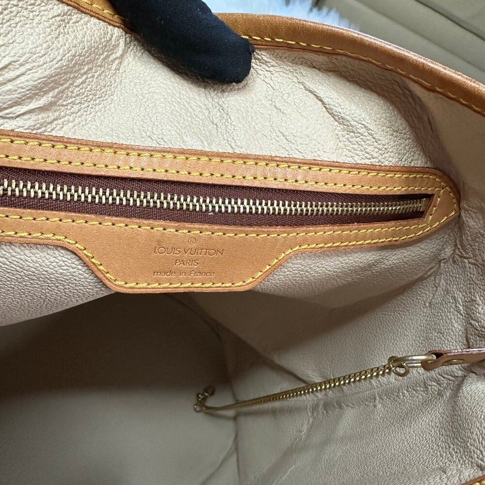 Louis Vuitton Monogram Bucket GM Tote Bag With COA and Dusty - Picture 12 of 14